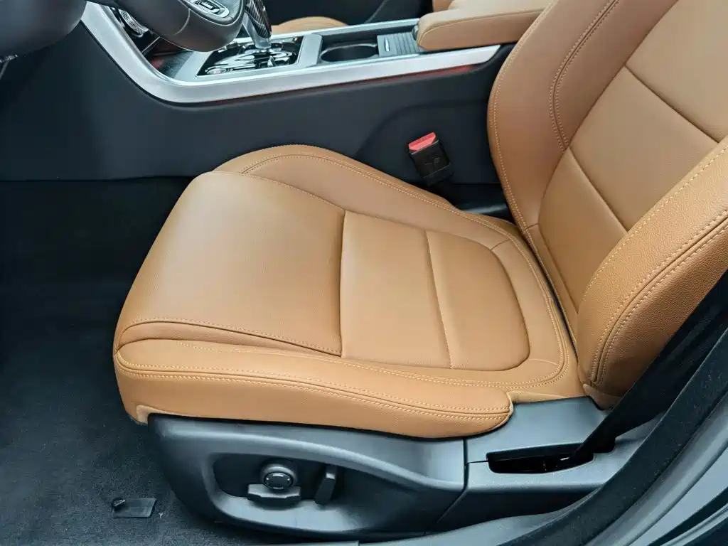 Jaguar XEL 2025 2025 2.0T 250PS R-DYNAMIC 90th Anniversary Edition