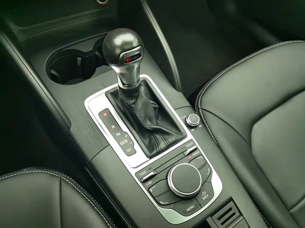 Фото 13 - Audi A3