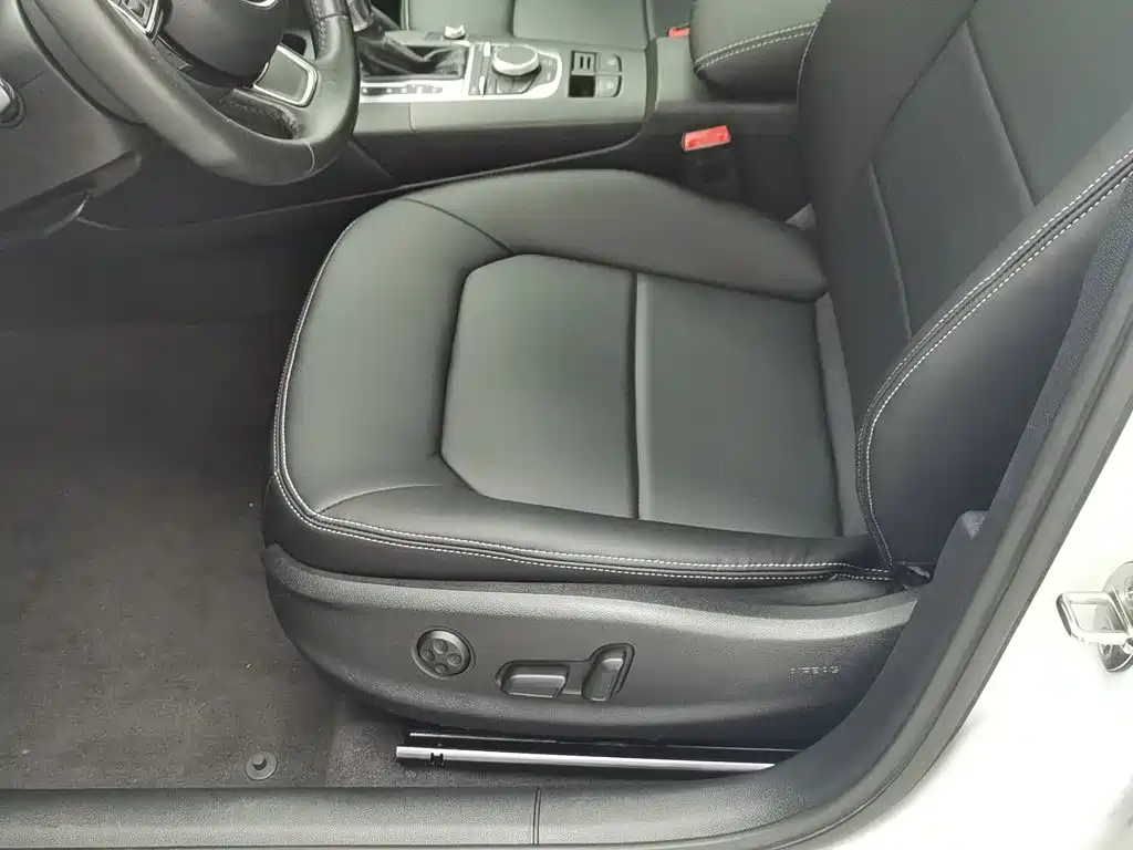 Фото 20 - Audi A3