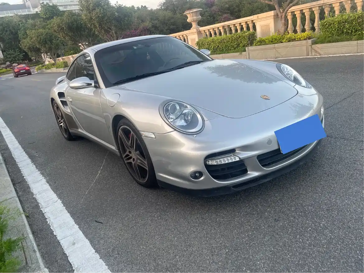 Porsche 911 2006 Carrera AT 3.6L фото 2