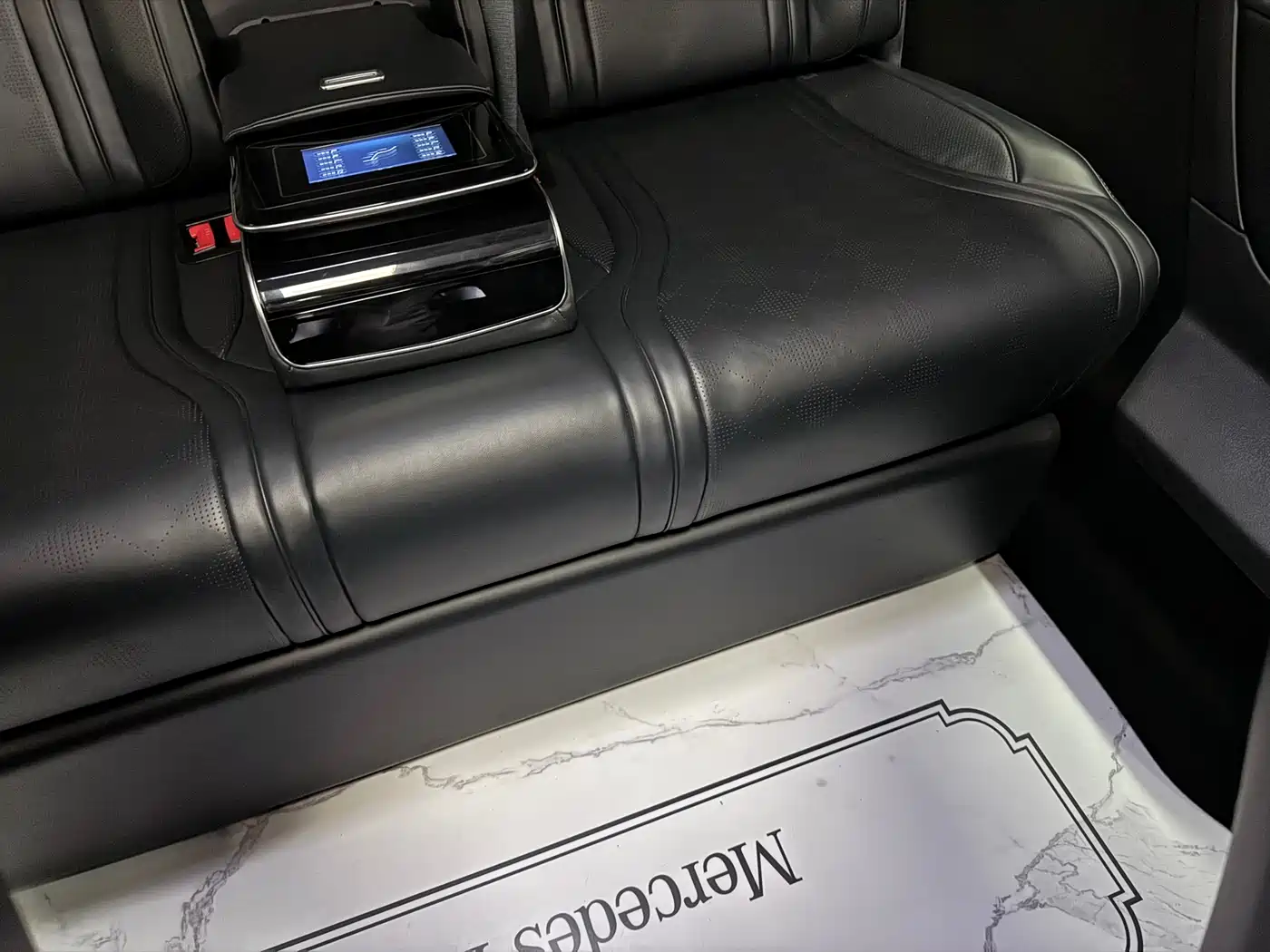 Mercedes-Benz V-Class 2018 V 260 L Premium Long Version China V фото 54
