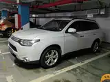 صورة 1 - Mitsubishi Outlander (Import)