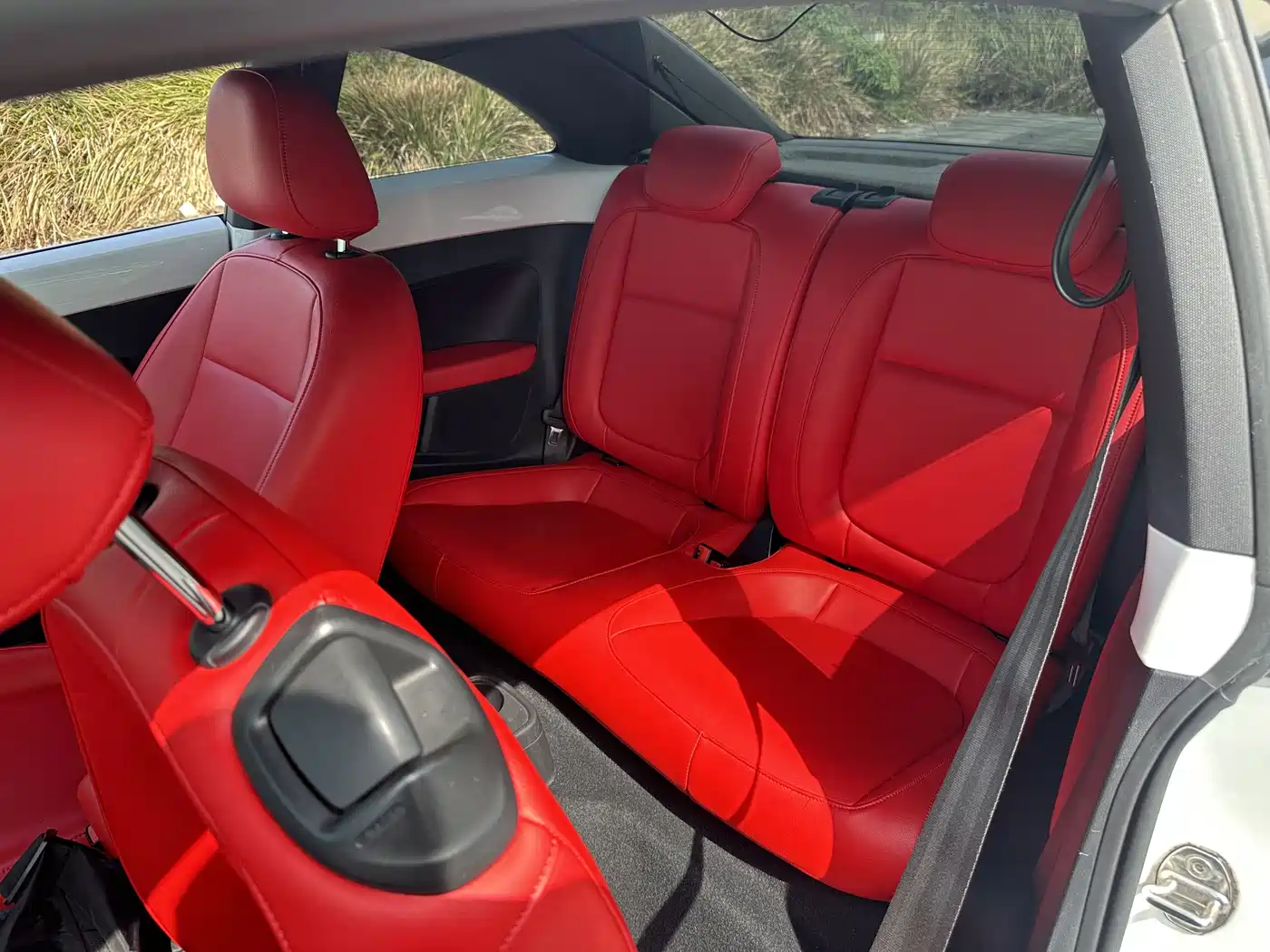 Volkswagen Beetle 2015 180TSI фото 8
