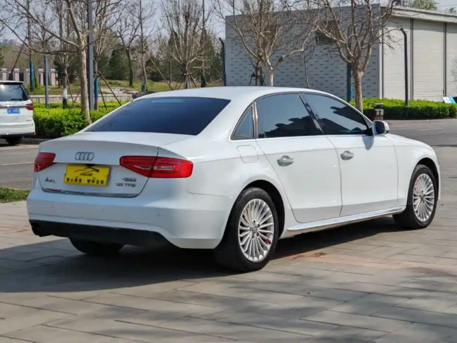 Audi A4L 2016 35 TFSI Collector's Edition Automatic Standard фото 4