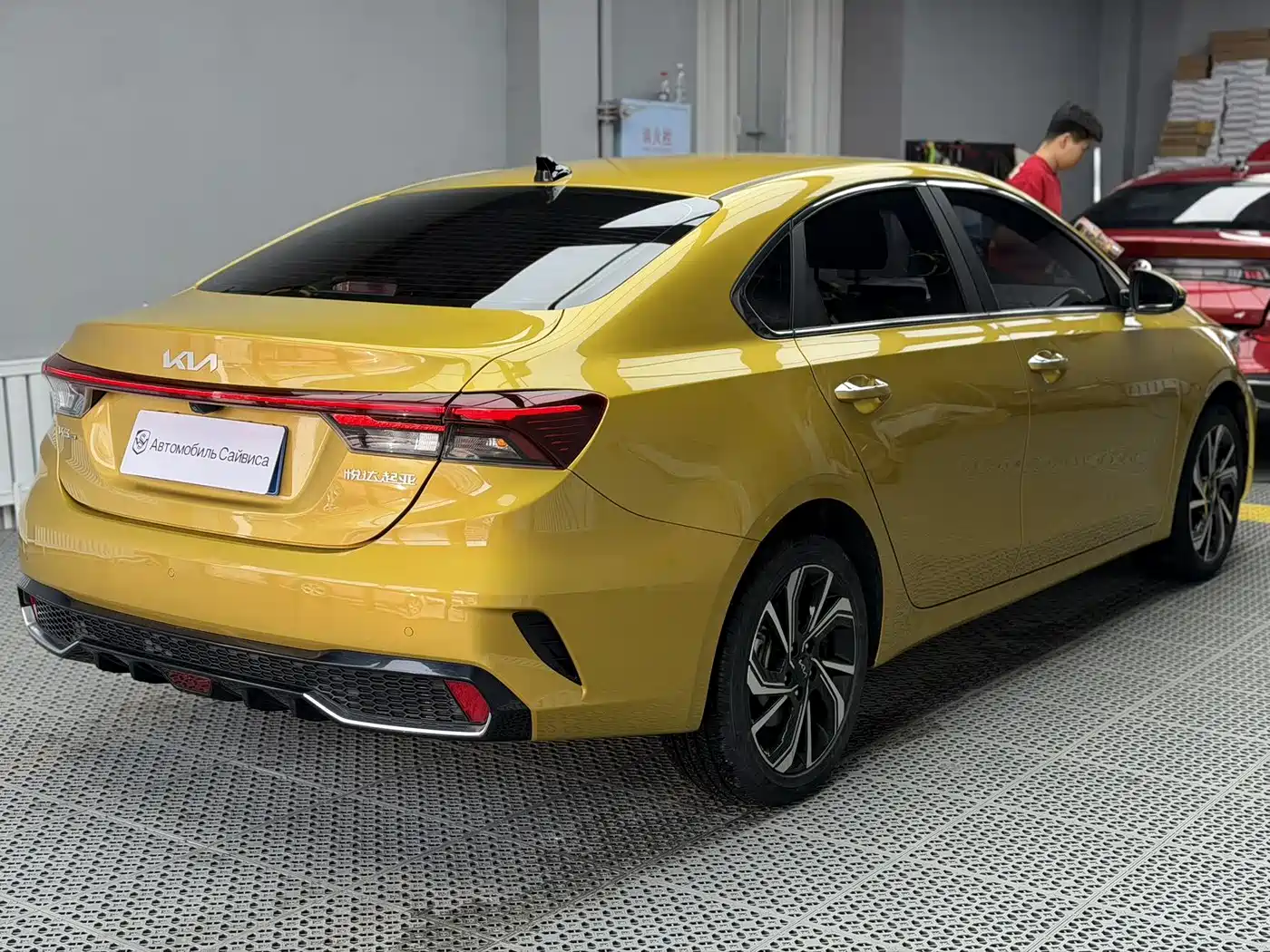 Kia K3 2023 1.5L CVT Premium Edition фото 6