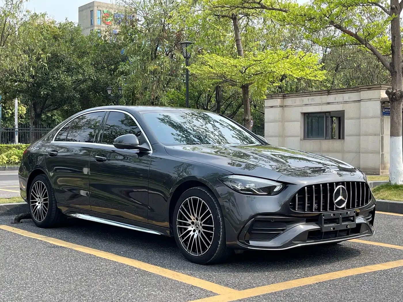Mercedes-Benz C-Class 2023 Facelift C 260 L Sport Edition фото 3