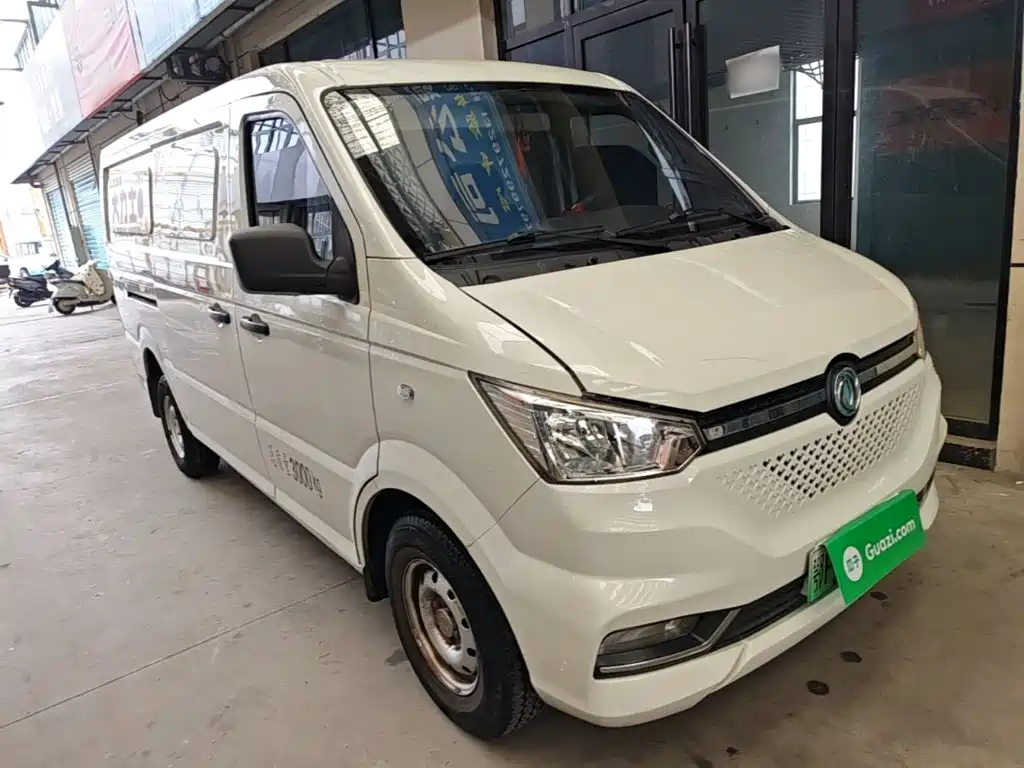 Dongfeng Yufeng Yufeng EM26 2024 2023 Model Premium Edition 41.86kWh CATL