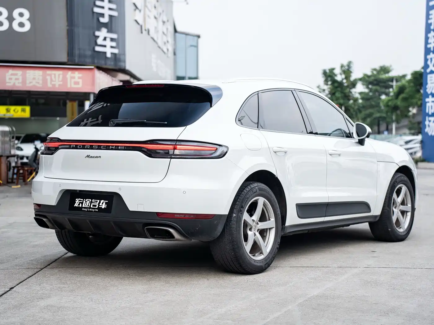 Porsche Macan 2018 Macan 2.0T фото 4