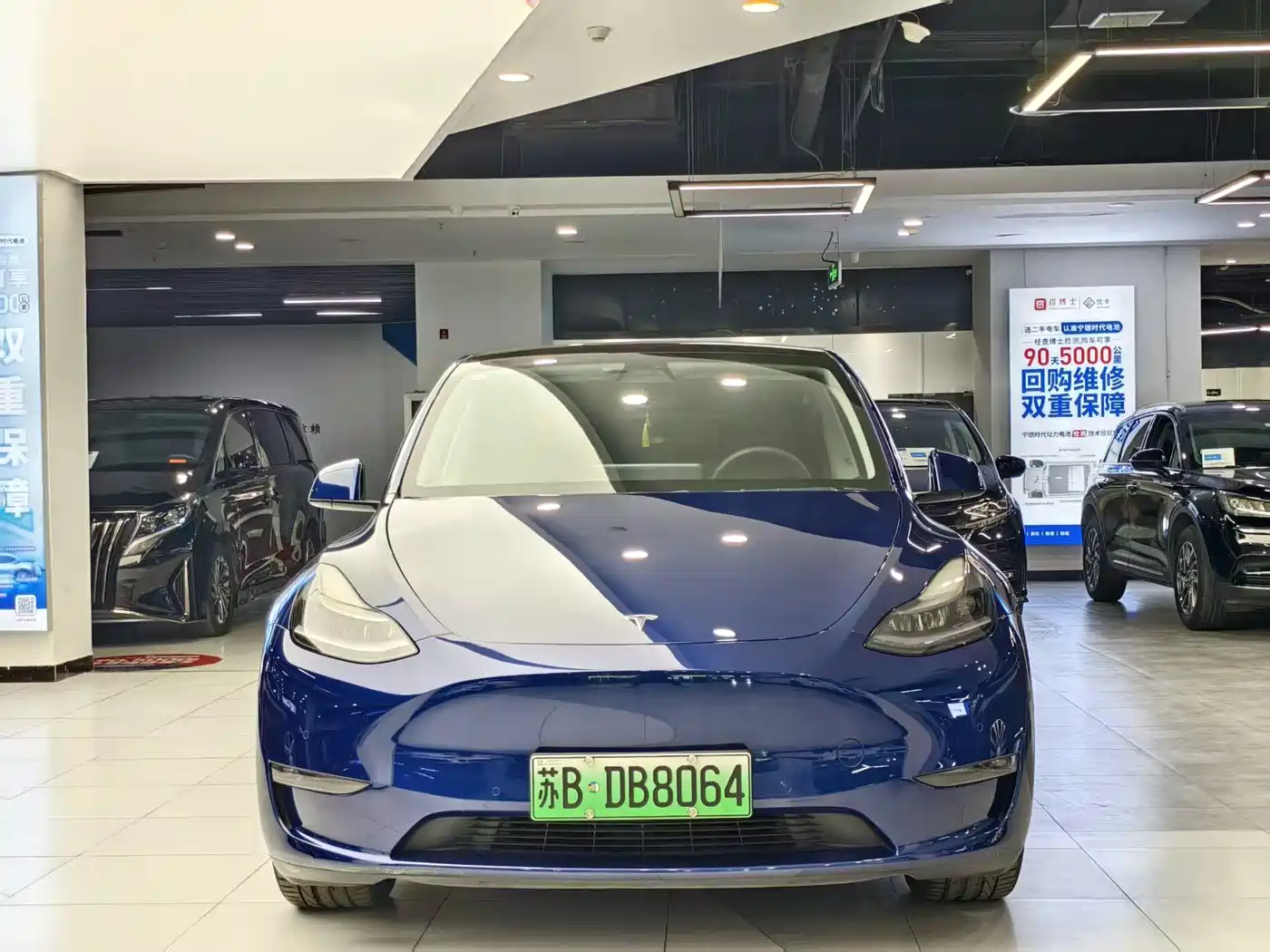 TESLA MODEL Y
