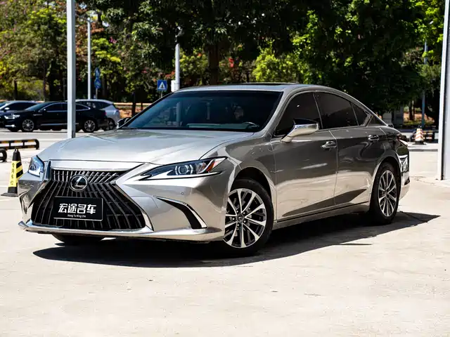  Lexus Lexus ES 2022 300h Excellence Edition
