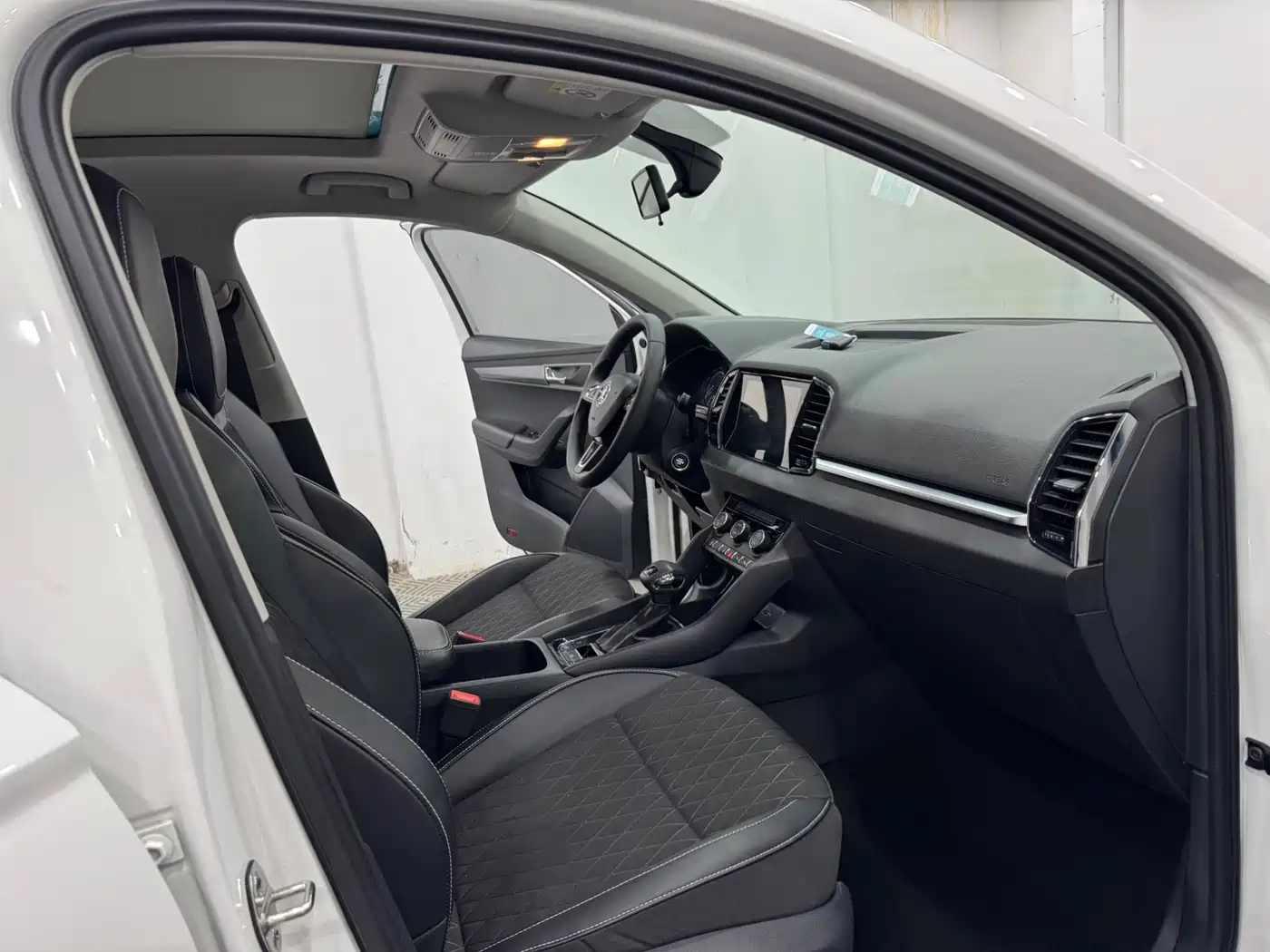 Škoda Karoq 2021 TSI280 Luxury Edition фото 4