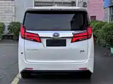 Фото 17 - Toyota Alphard