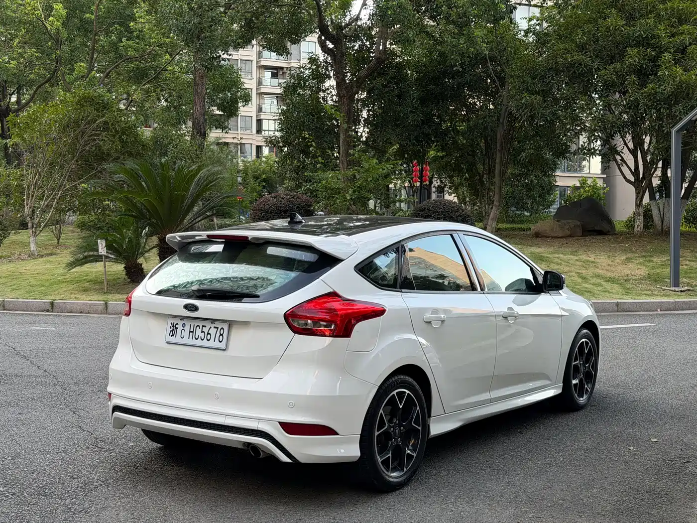 Photo 4 - Ford Focus
