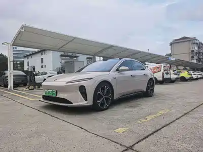 NIO ET5