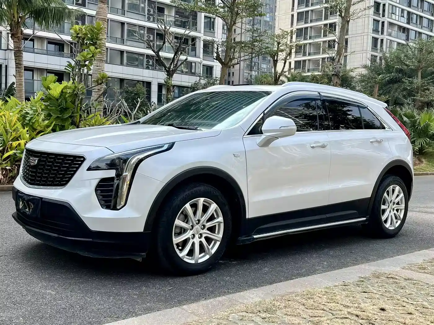 CADILLAC XT4