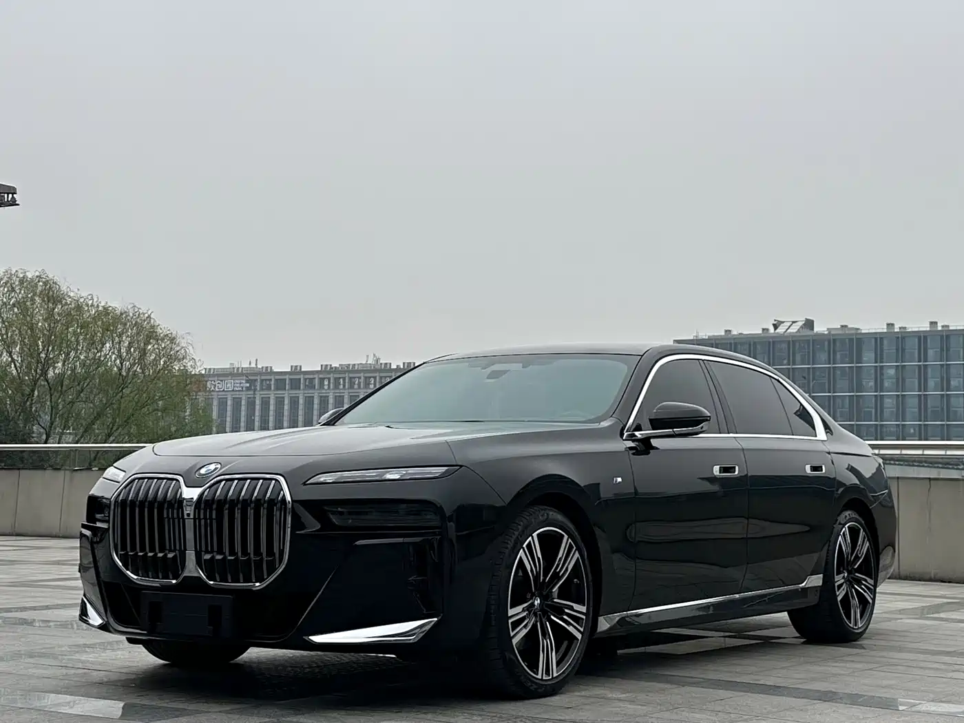 BMW 7 Series 2023 Facelift 740Li Exclusive M Sport Package