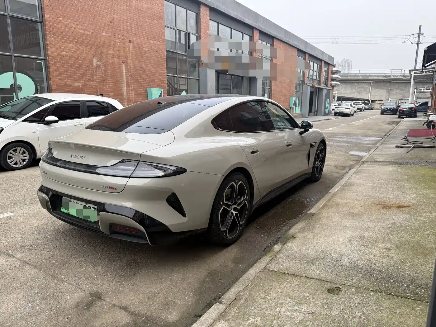 XIAOMI CAR XIAOMI SU7