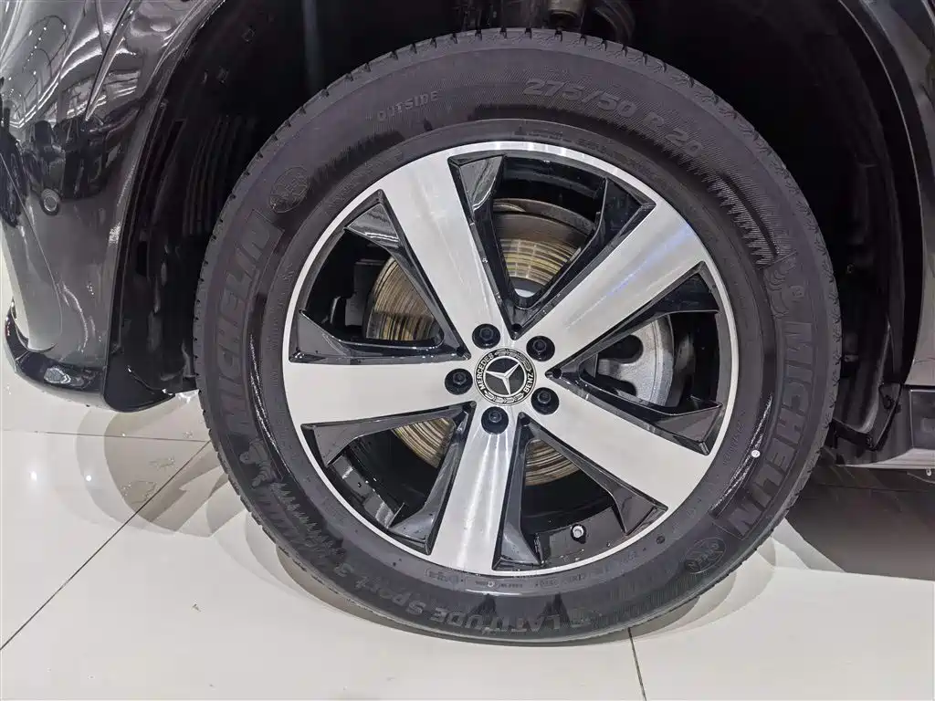 Mercedes-Benz GLS 2024 GLS 400 4MATIC фото 4
