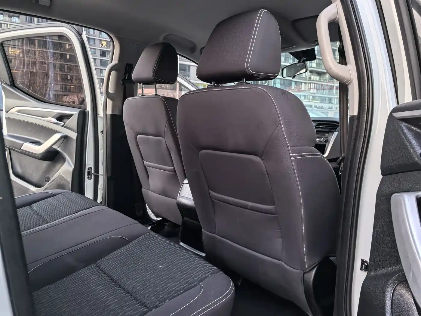 SAIC MAXUS CHASE T60