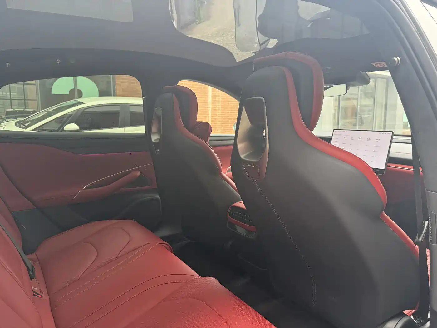 XIAOMI CAR XIAOMI SU7