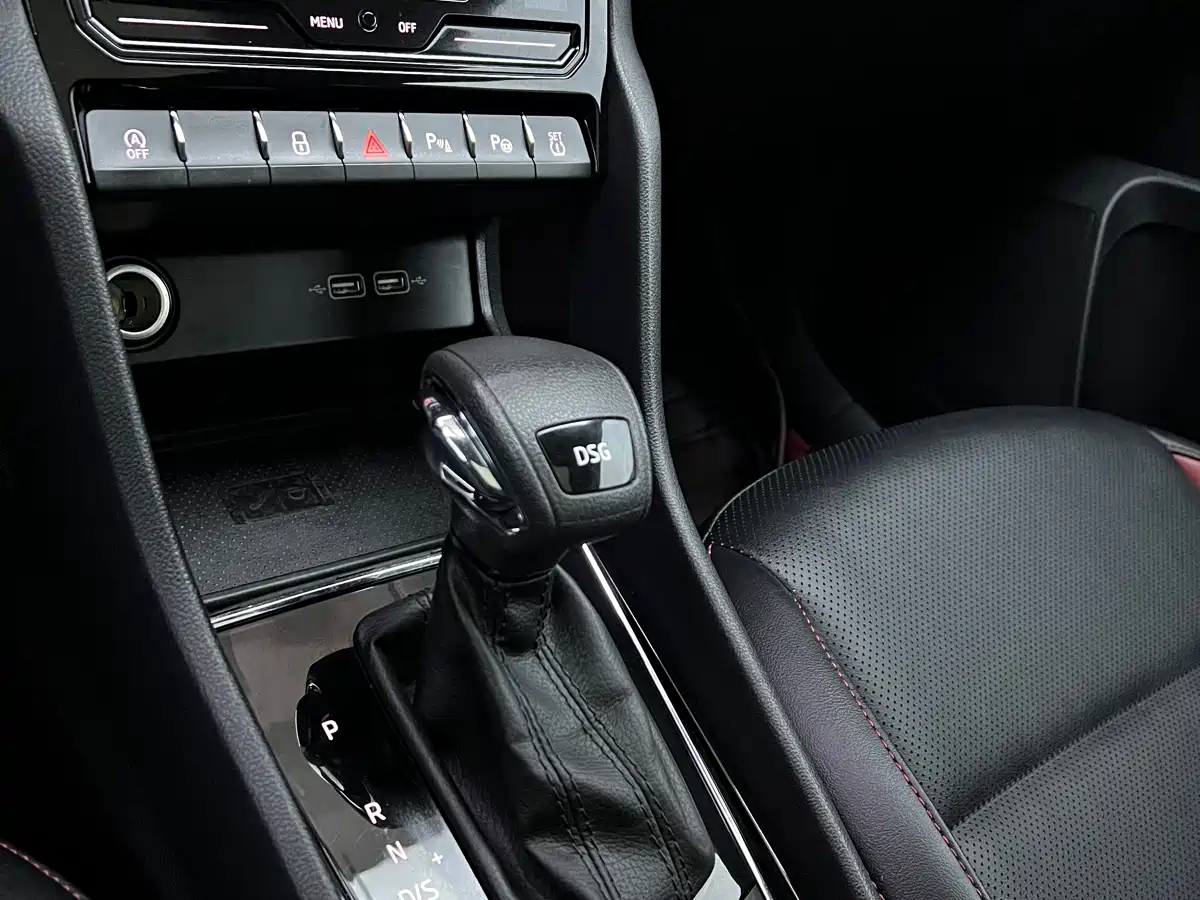Škoda Karoq 2022 TSI280 Luxury Edition фото 11