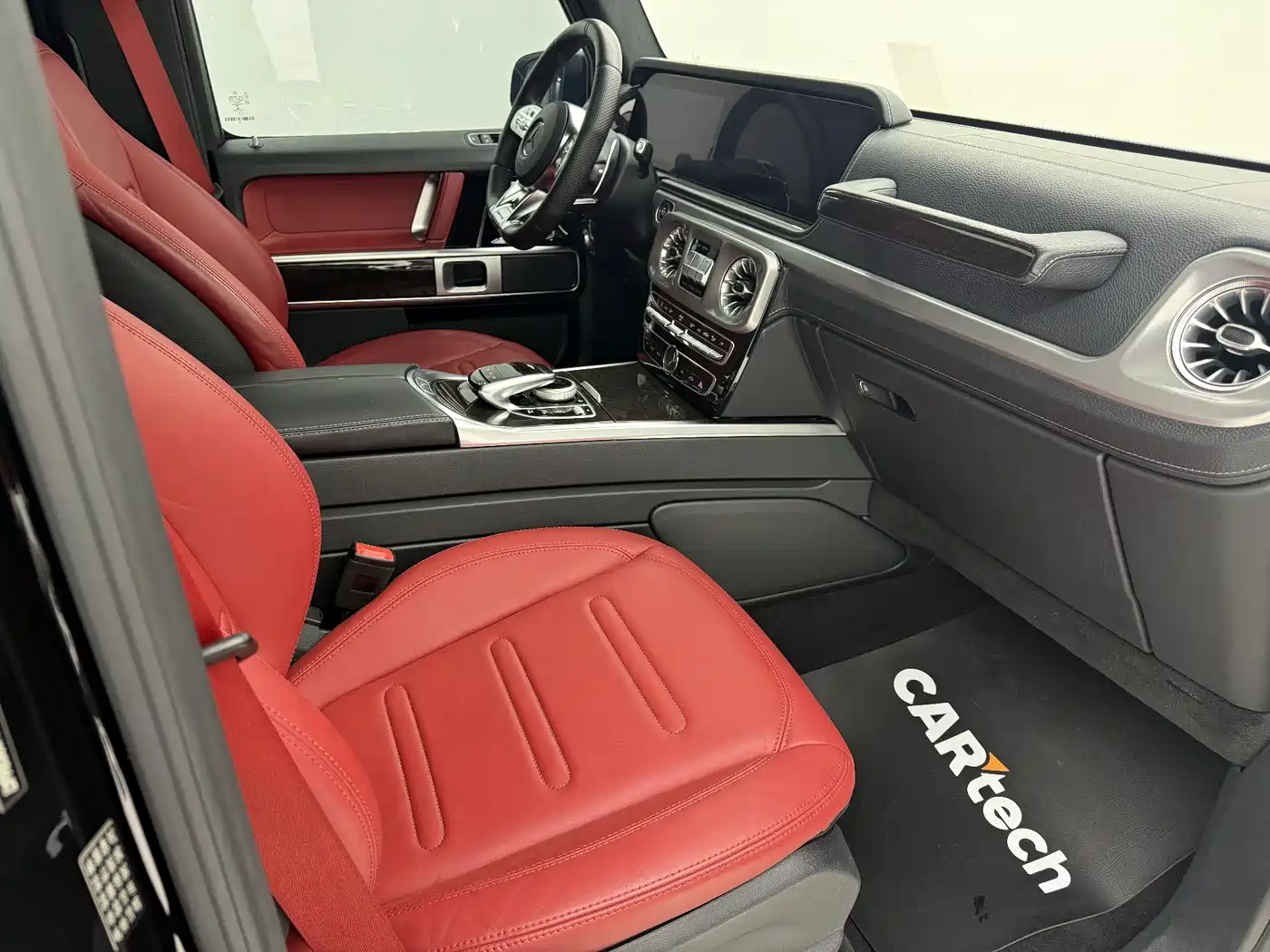Mercedes-Benz G-Class фото 15