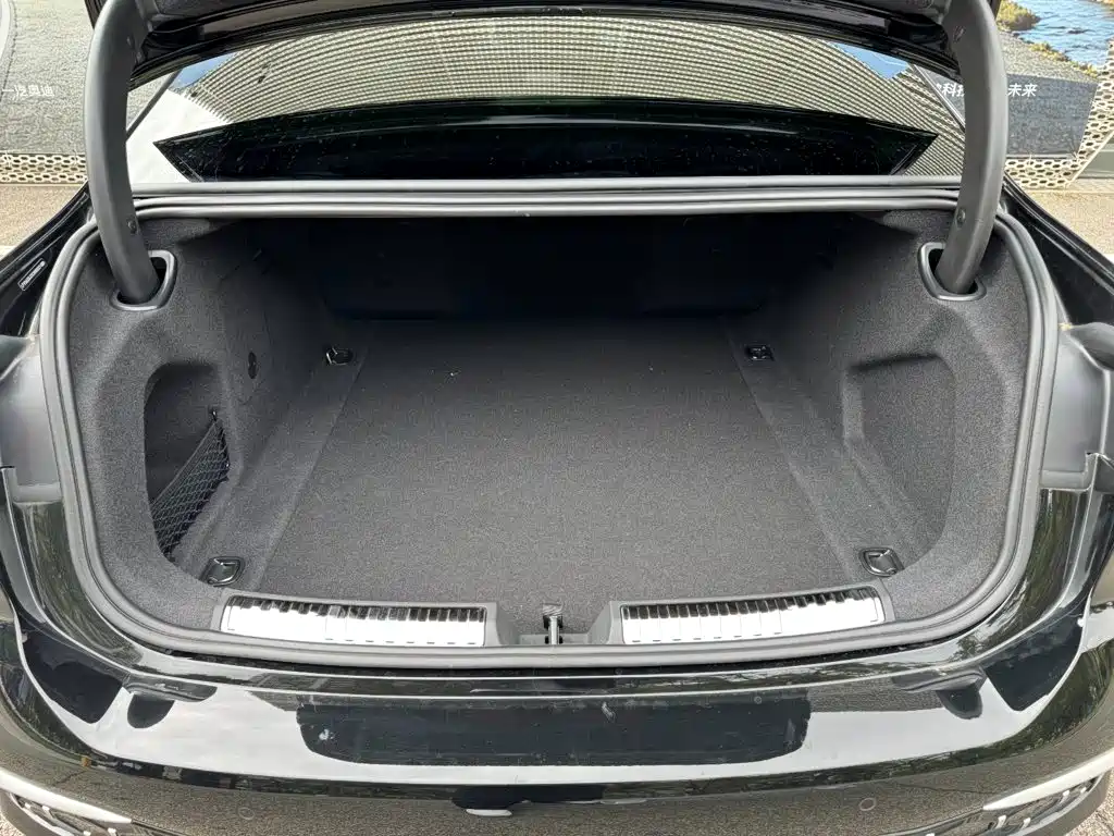 Audi A6L 2026 2026 Model 2.0T High Power Sport Edition