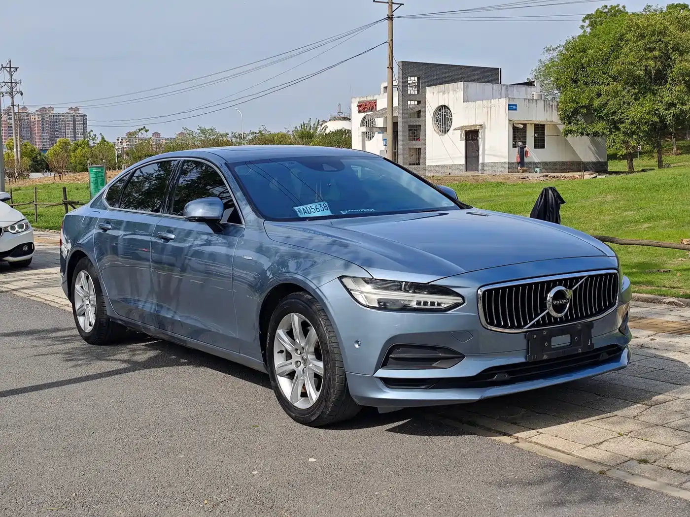 Volvo S90 2018 T4 Momentum Edition фото 3