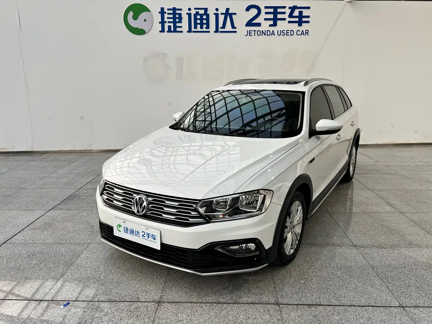 Volkswagen C-TREK 2017 230TSI DSG Comfort
