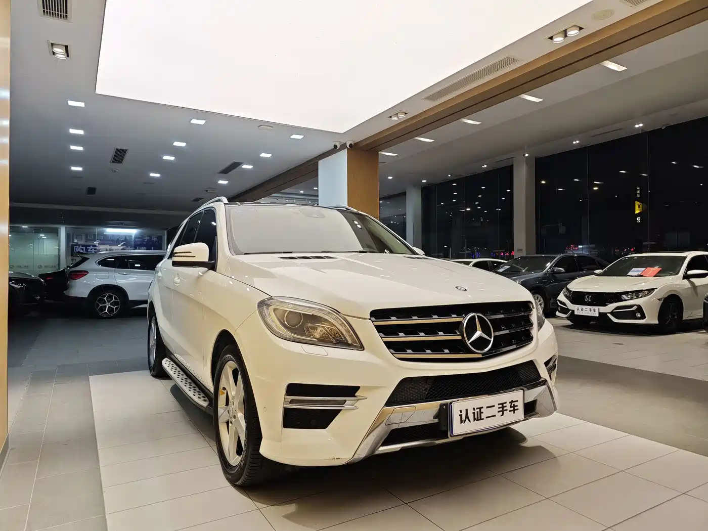 Mercedes-Benz M-Class 2014 ML 400 4MATIC Dynamic фото 4