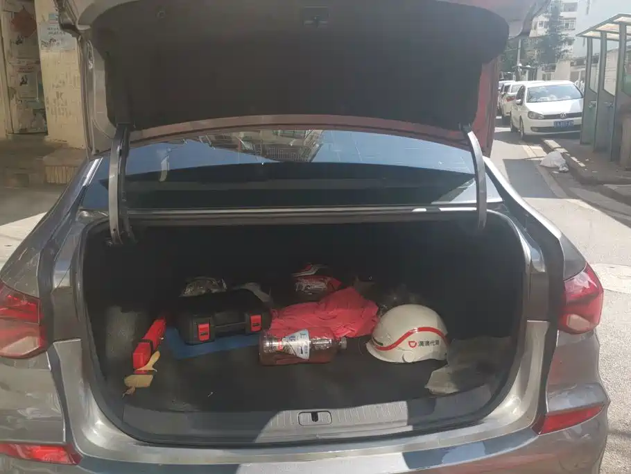Фото 4 - Chevrolet Monza