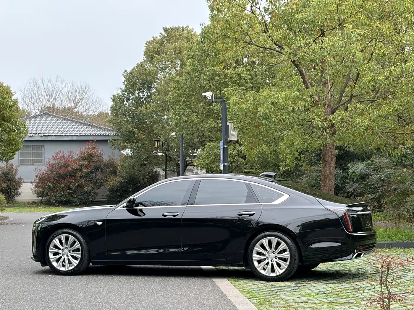 Cadillac CT6 2023 28T Premium Model фото 9