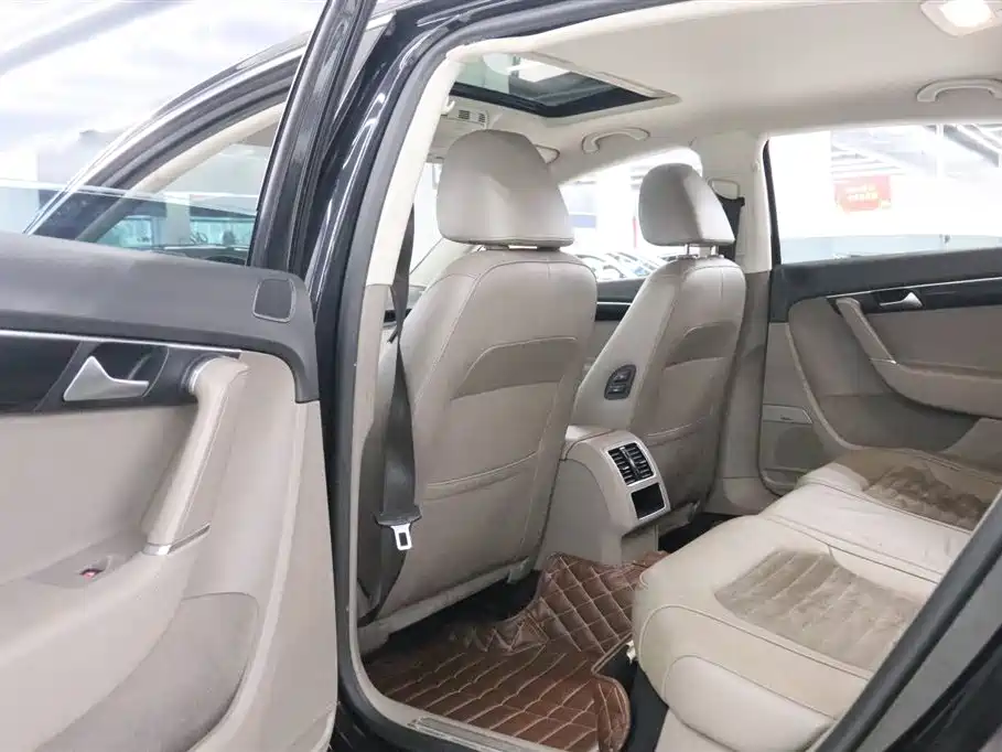 Volkswagen Magotan 2015 Facelift 1.8TSI Luxury фото 15