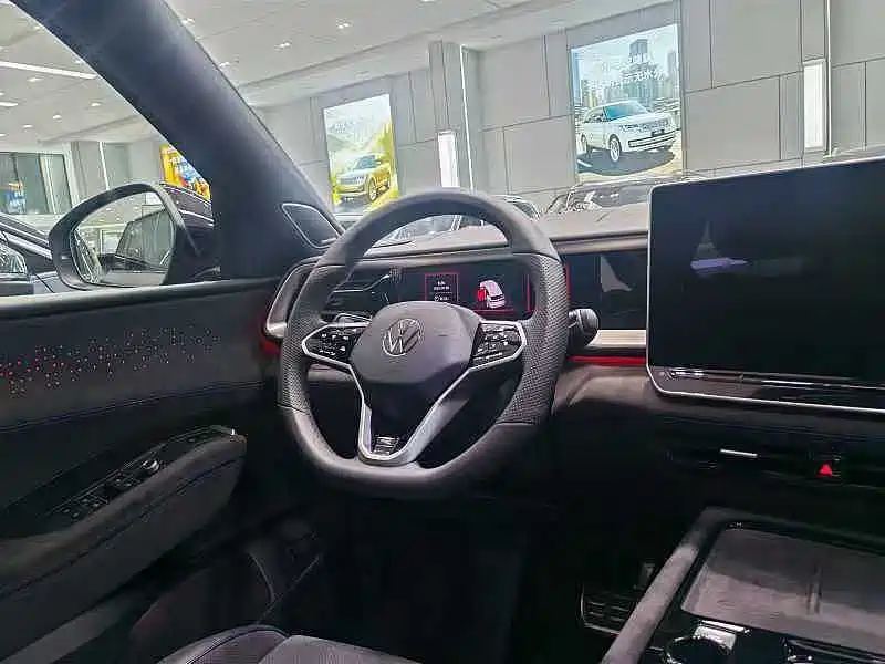 صورة 7 - Volkswagen Teramont