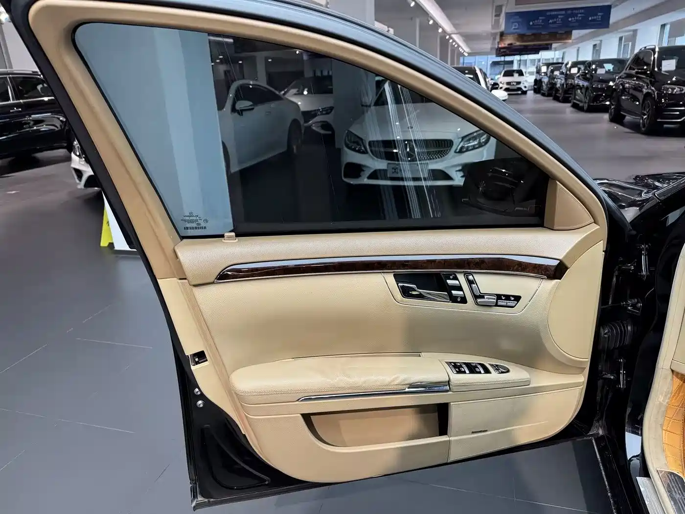 Mercedes-Benz S-Class 2011 2011 S 350 L CGI