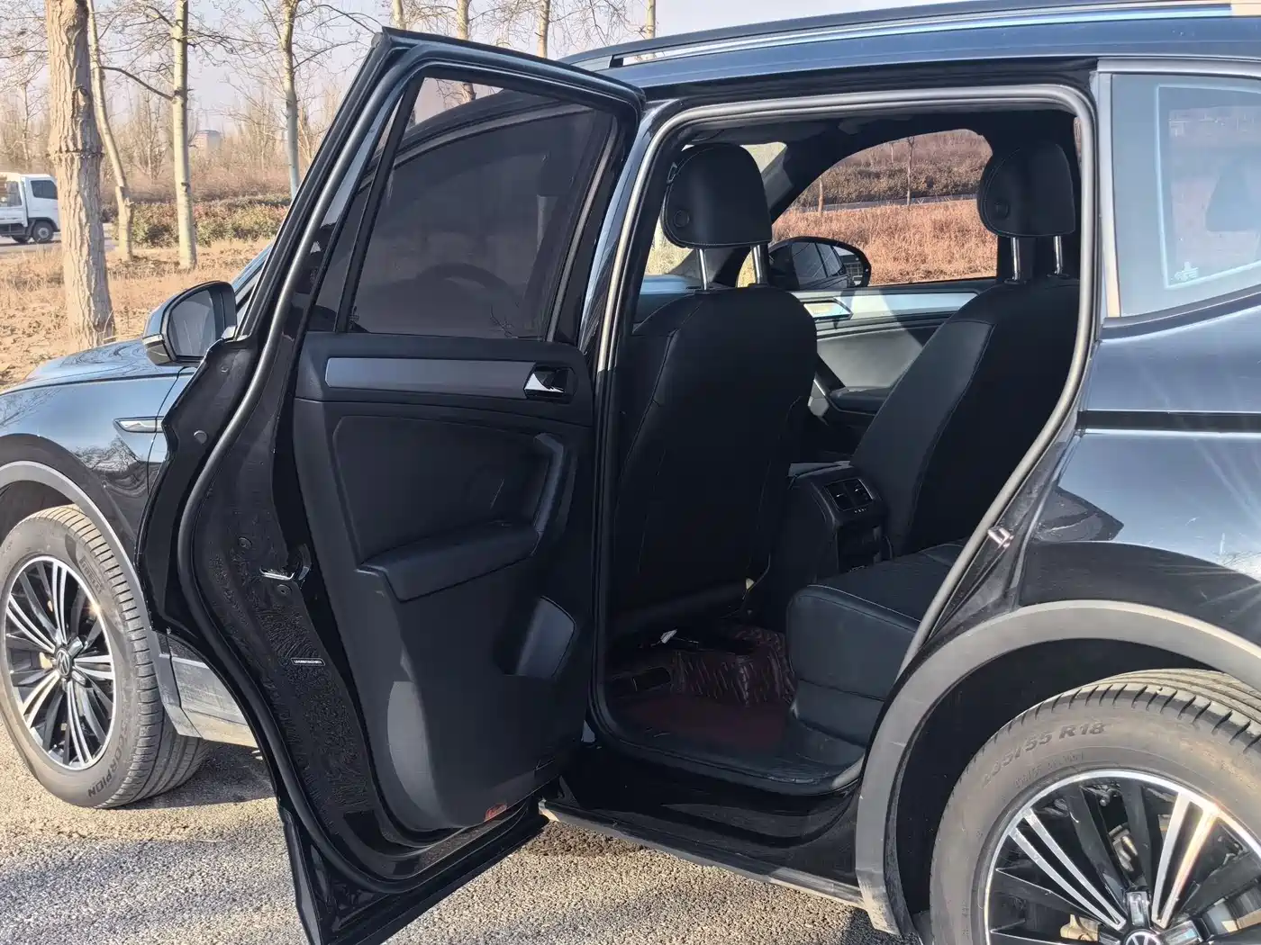Volkswagen Tiguan L 2021 330TSI Automatic 2WD Smart фото 12