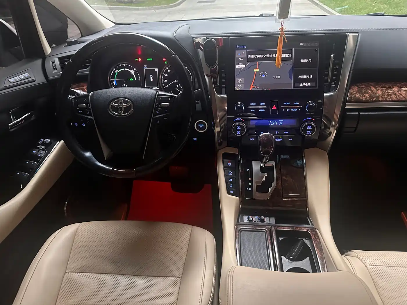 Toyota Alphard 2021 Hybrid 2.5L Luxury фото 15