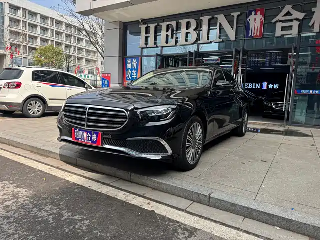 MERCEDES-BENZ E CLASS