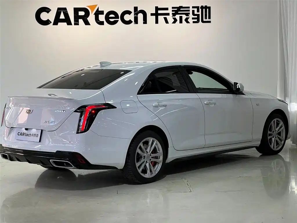 CADILLAC CT4