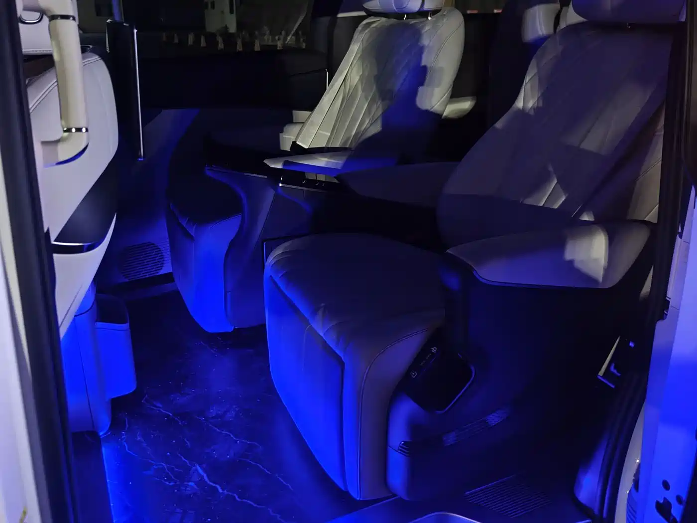 Denza D9 2025 Model DM-i Smart Drive Edition 1020 AWD Flagship фото 3