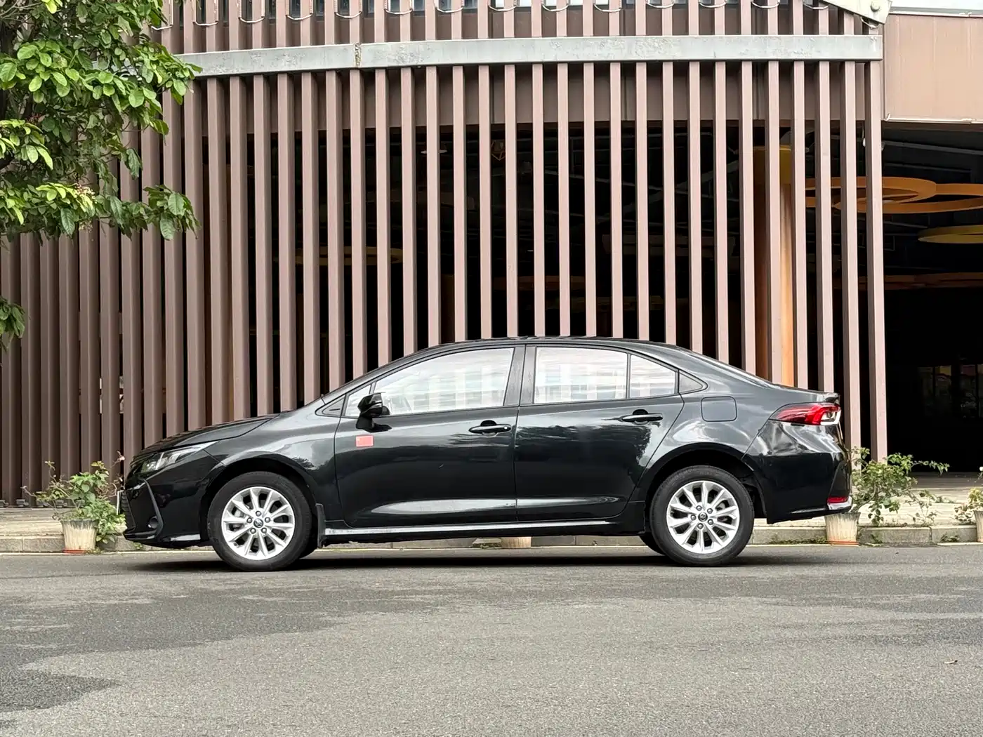 Toyota Corolla 2021 1.2T S-CVT Sport Edition фото 4