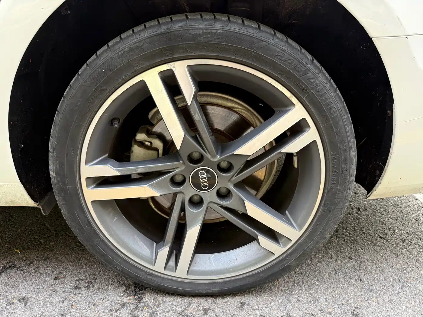 Audi A4L 2020 40 TFSI quattro Luxury Dynamic фото 17
