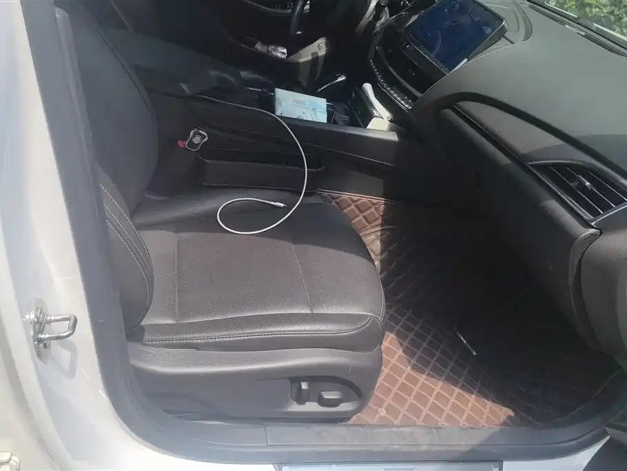 Cadillac CT5 2022 28T Luxury (Standard) фото 8