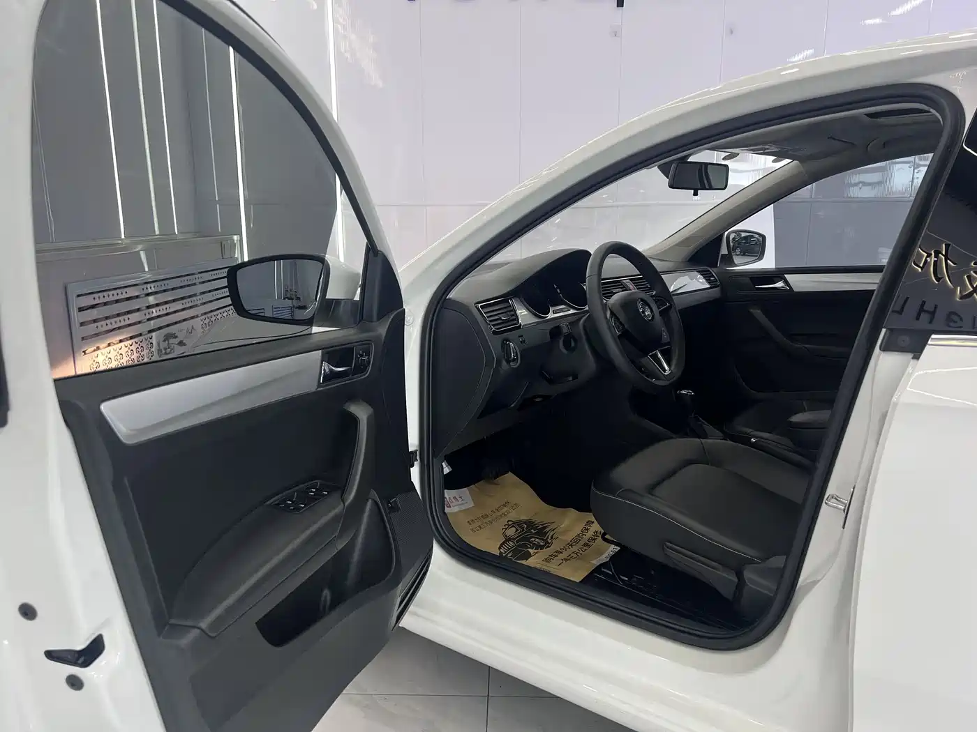 Škoda Rapid 2022 1.5L Automatic Comfort Edition фото 7