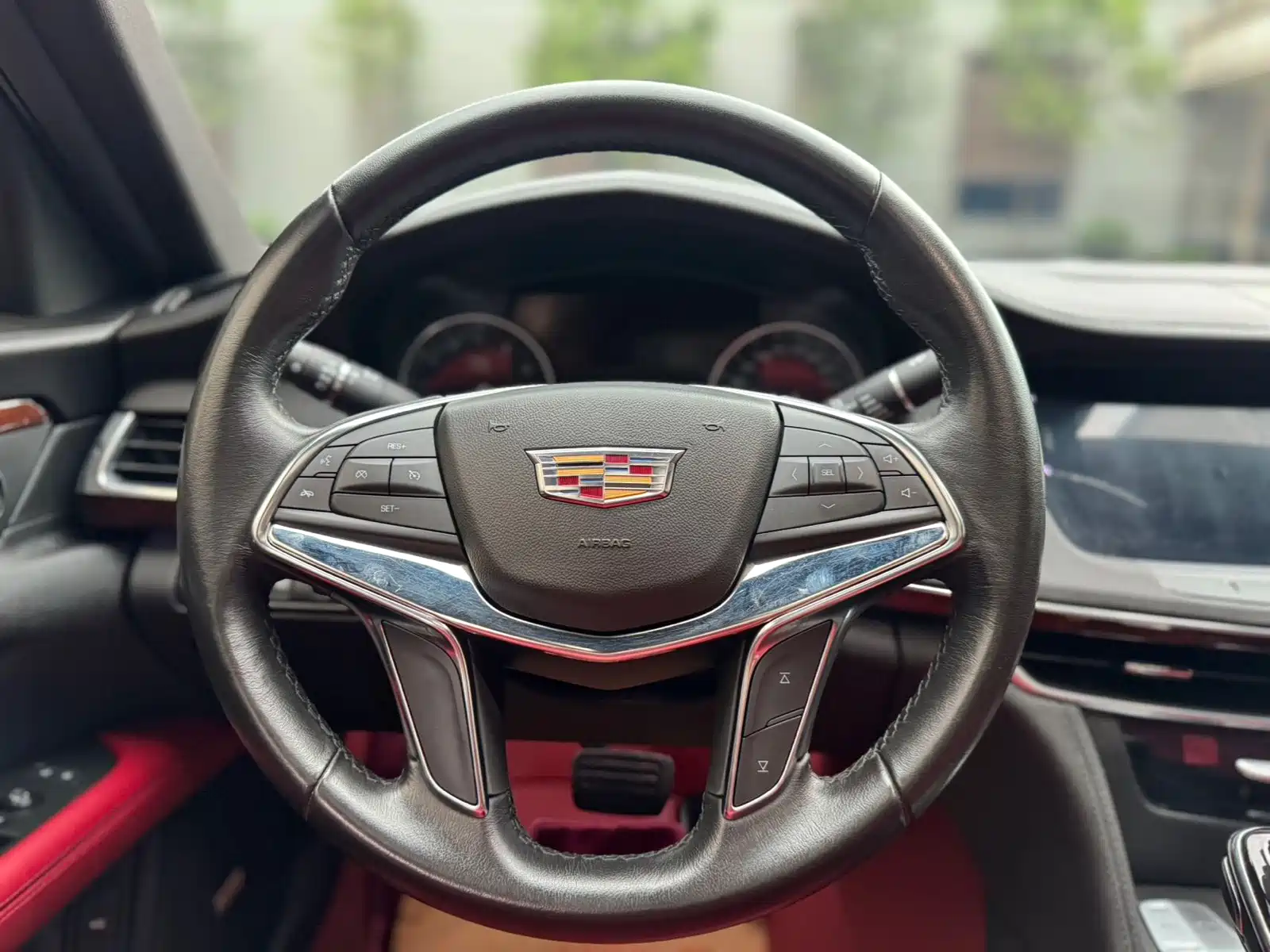 Фото 14 - Cadillac CT6