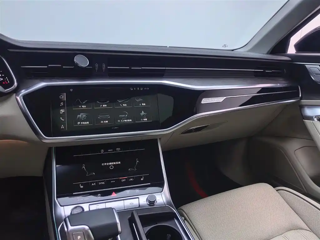 Audi A6L 2023 55 TFSI quattro Exclusive Elegance фото 16