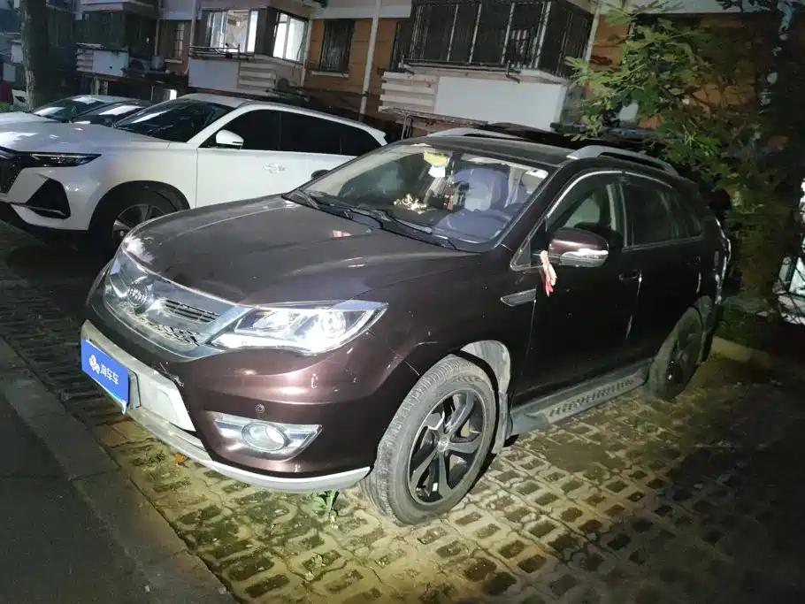 BYD S7 2016 2016 2.0T Automatic Flagship Plus
