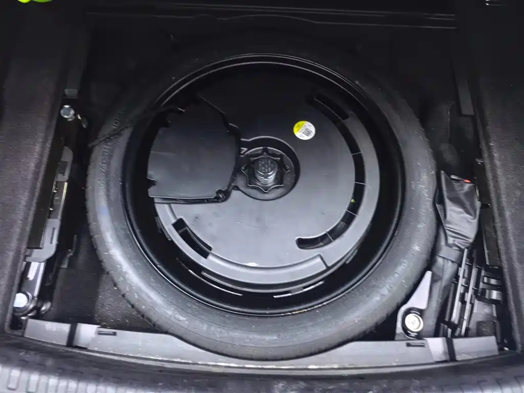 Audi A6L 2023 55 TFSI quattro Exclusive Elegance фото 23