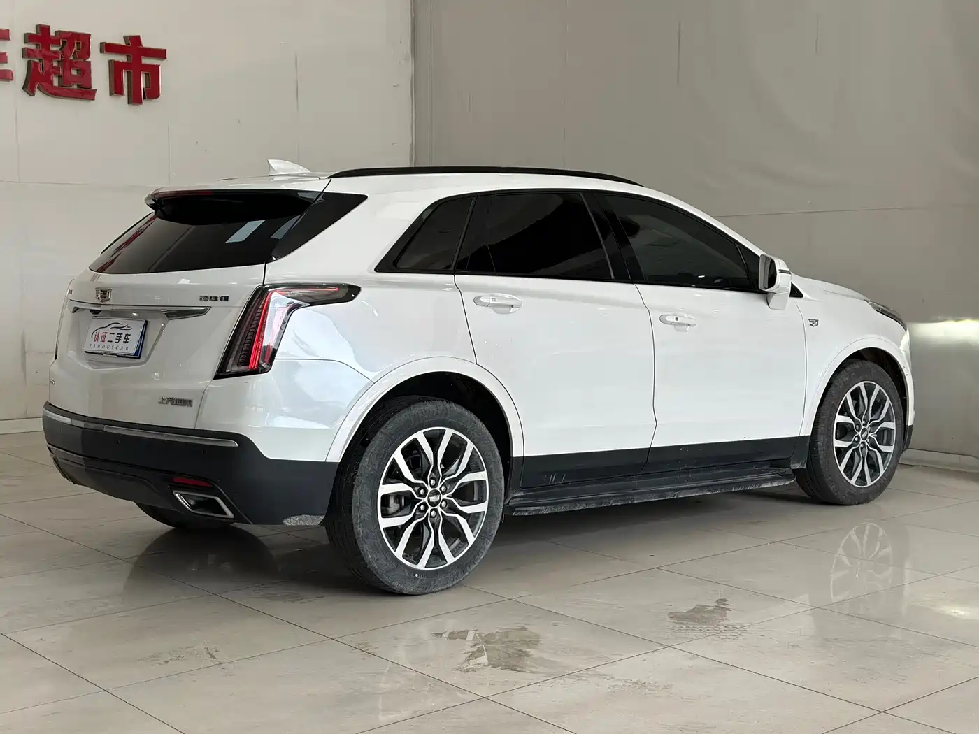 Cadillac XT5 2022 2.0T AWD Luxury (Hummingbird Edition) фото 16