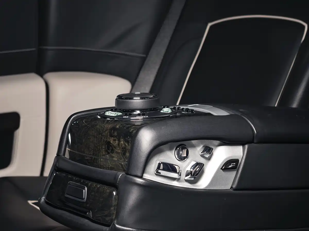 Rolls-Royce Ghost 2015 2014 6.6T Extended Edition